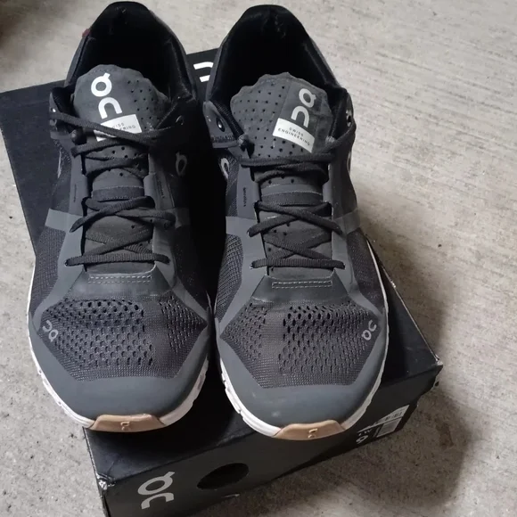 On Cloudflow Wmns Running Shoes 'Rock Rose' Sz.10 - Picture 6 of 11